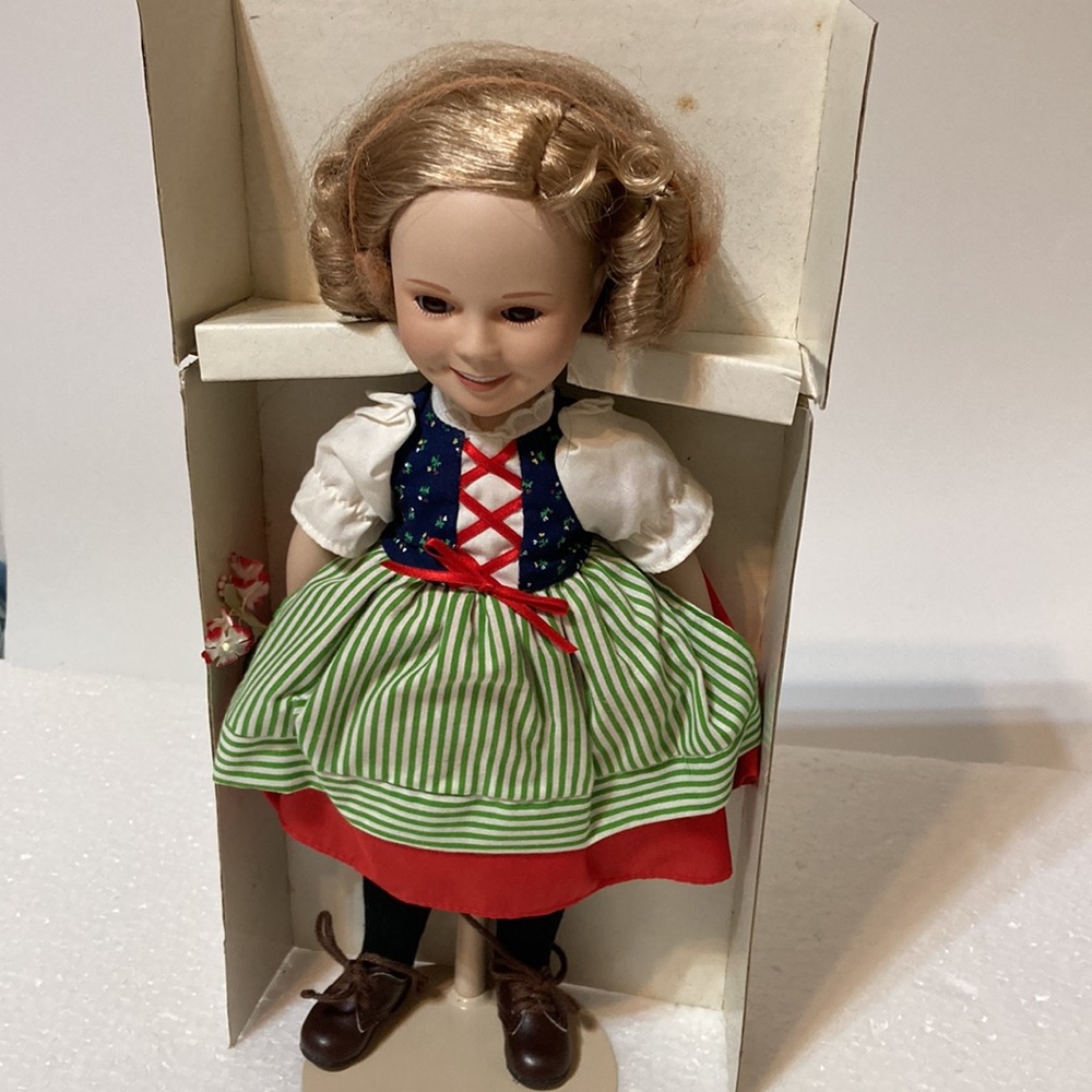 THE DANBURY MINT SHIRLEY TEMPLE DOLLS OF THE SILVER SCREEN HEIDI DOLL